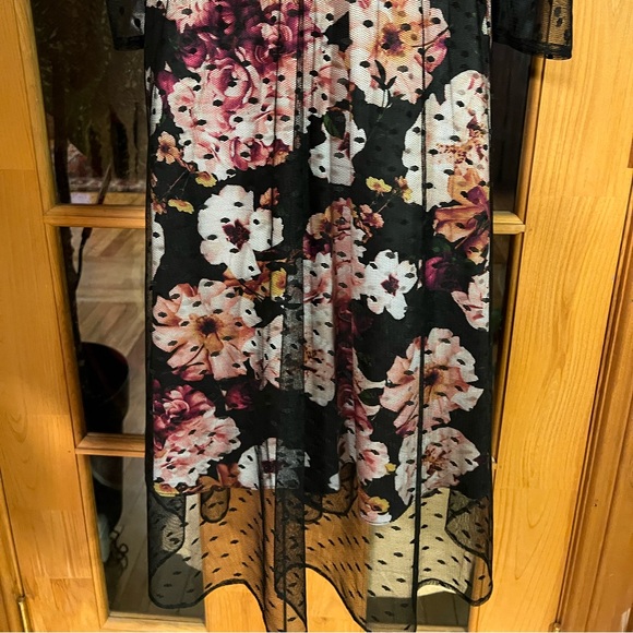 Eliza J Cocktail Dress - Picture 3 of 6